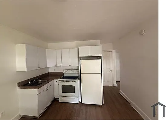 169 NW 56th St