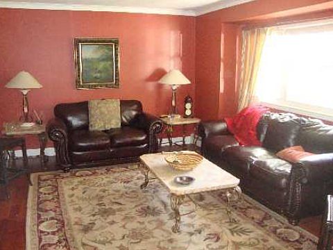 3rd image of 20 Parkridge Cir
