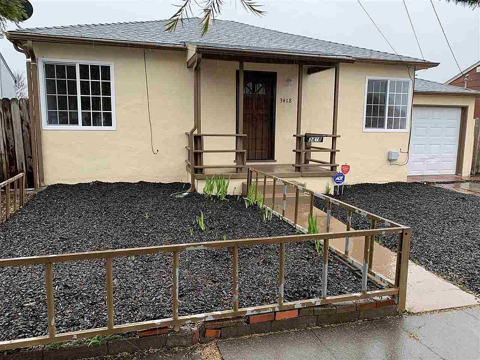 1st image of 3418 Humphrey Ave