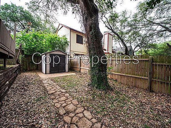 4th image of 16807 Cedar Tree Way