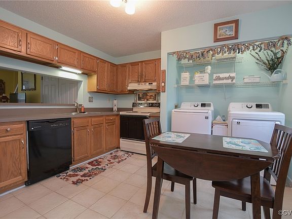 5th image of 9550 Kimberly Lynn Cir
