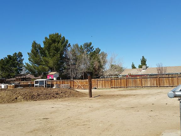 3rd image of 8944 E Avenue T2