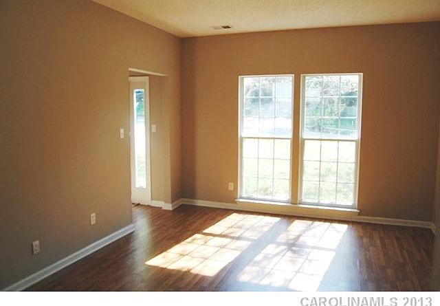 1st image of 6329 Skyline Dr