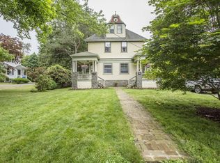 32 Ashland St, Taunton, MA 02780