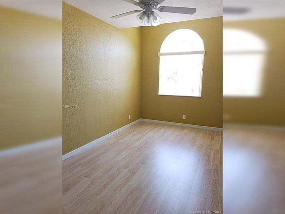 5th image of 5363 SW 40th Ave