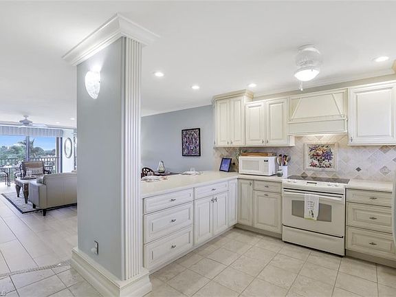 3rd image of 226 3rd St APT 313