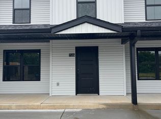 727 Howard Dr, Lebanon, MO 65536