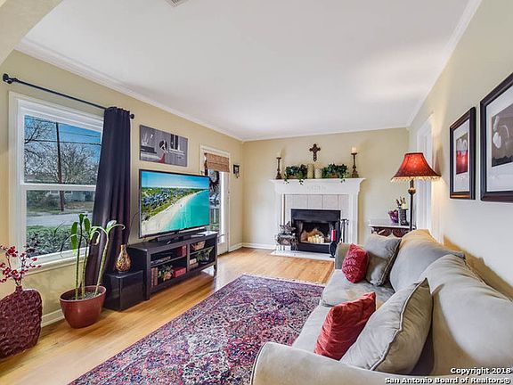 3rd image of 106 New Haven Dr