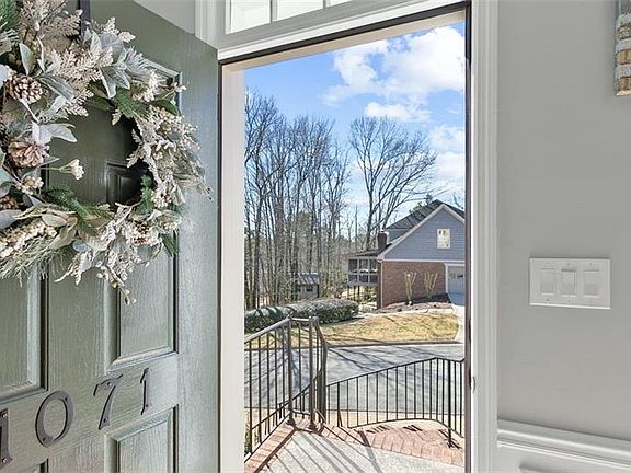 4th image of 1071 Pine Bloom Dr