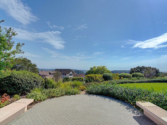 5th image of 4432 Meadowlark Ln