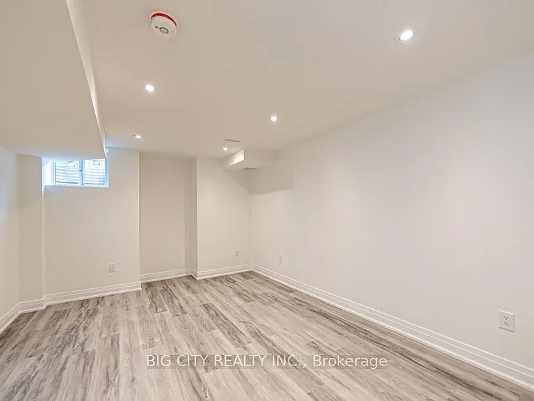 32 Conchita St #LOWER — Photo 14