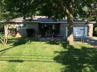 740 Trebisky Rd, Euclid, OH 44143