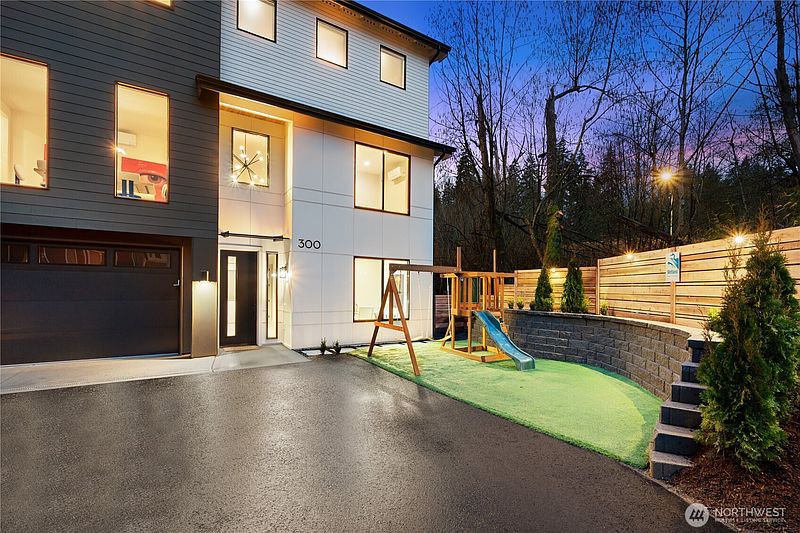 2nd image of 300 SE 208th Street