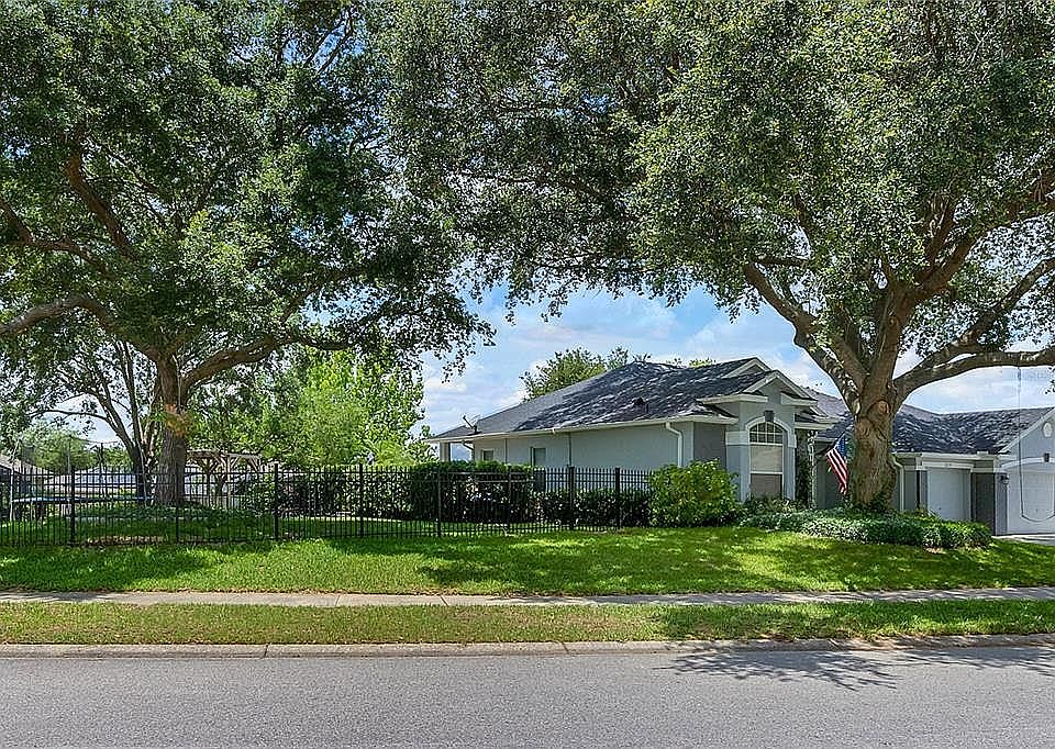1st image of 12339 Lake Valley Dr