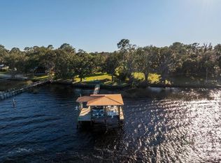 116 Crescent Lake Shore Dr, Crescent City, FL 32112