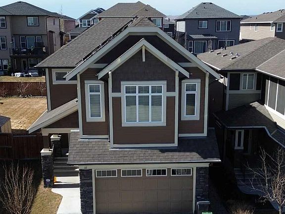 3rd image of 27 SE Mist Mountain Rise