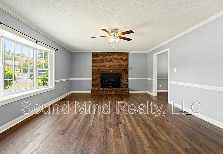 1601 Homestead Rd — Photo 10