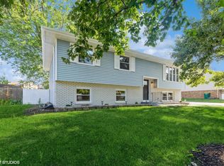 4037 W 76th Ln, Merrillville, IN 46410
