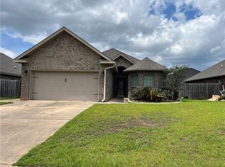 2426 McKenzie Ct W, Saraland, AL 36571