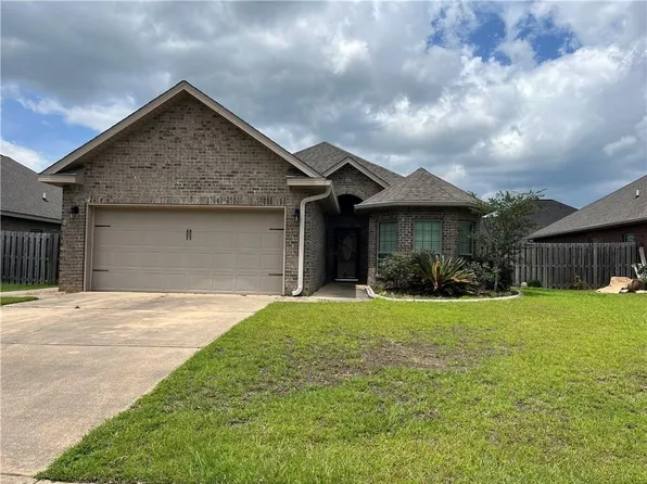 2426 Mckenzie Court W, Saraland, AL 36571