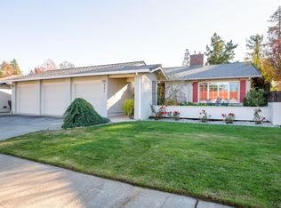 805 Cottonwood Dr, Roseville, CA 95661