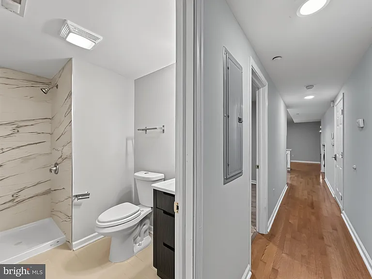 1811 Cecil B Moore Ave #C — Photo 8