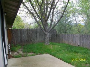 3493 Magnums Way APT 2, Redding, CA 96003