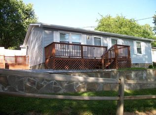 100 B Ray St, Princeton, WV 24740