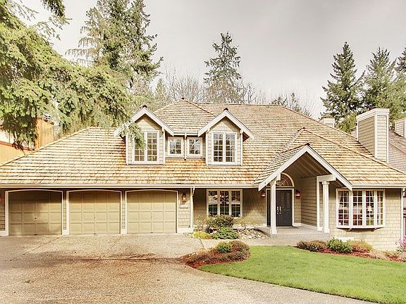 2nd image of 22212 NE 25th Way