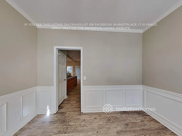 8920 Watersedge Ct — Photo 6
