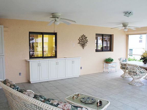 Lanai 3