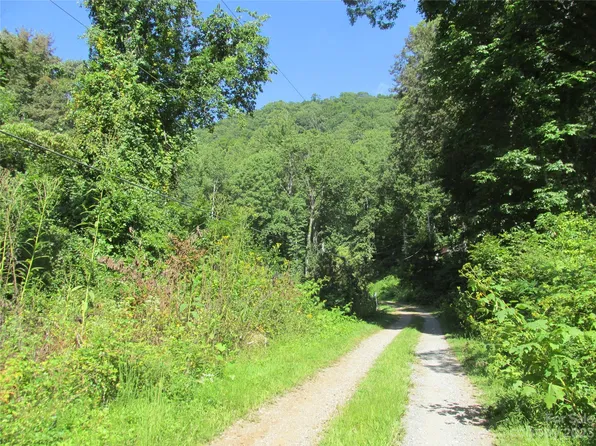 19 Tumbleweed Trl #28723, Cullowhee, NC 28723