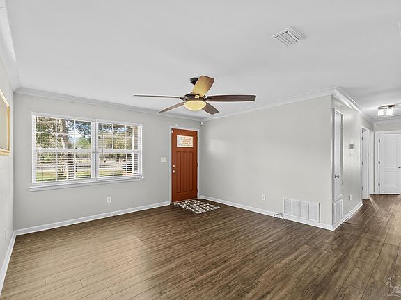 4th image of 3844 Stefani Rd