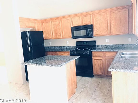 2nd image of 866 Sheerwater Ave #0