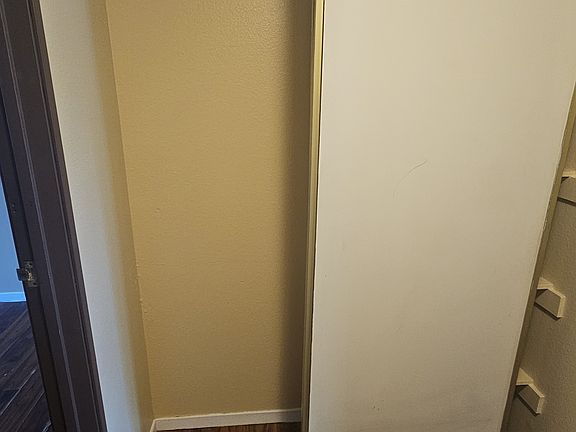 5th image of 184 Judy Ct APT B