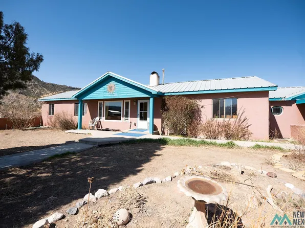 51 Lobo Draw Rd, Grants, NM 87020