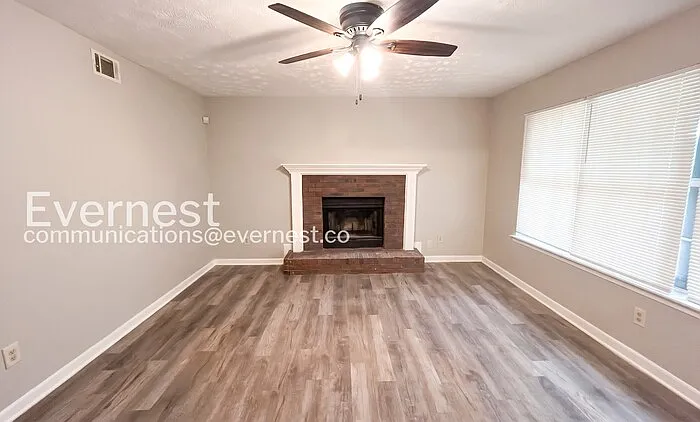 3828 Landgraf Cv — Photo 3