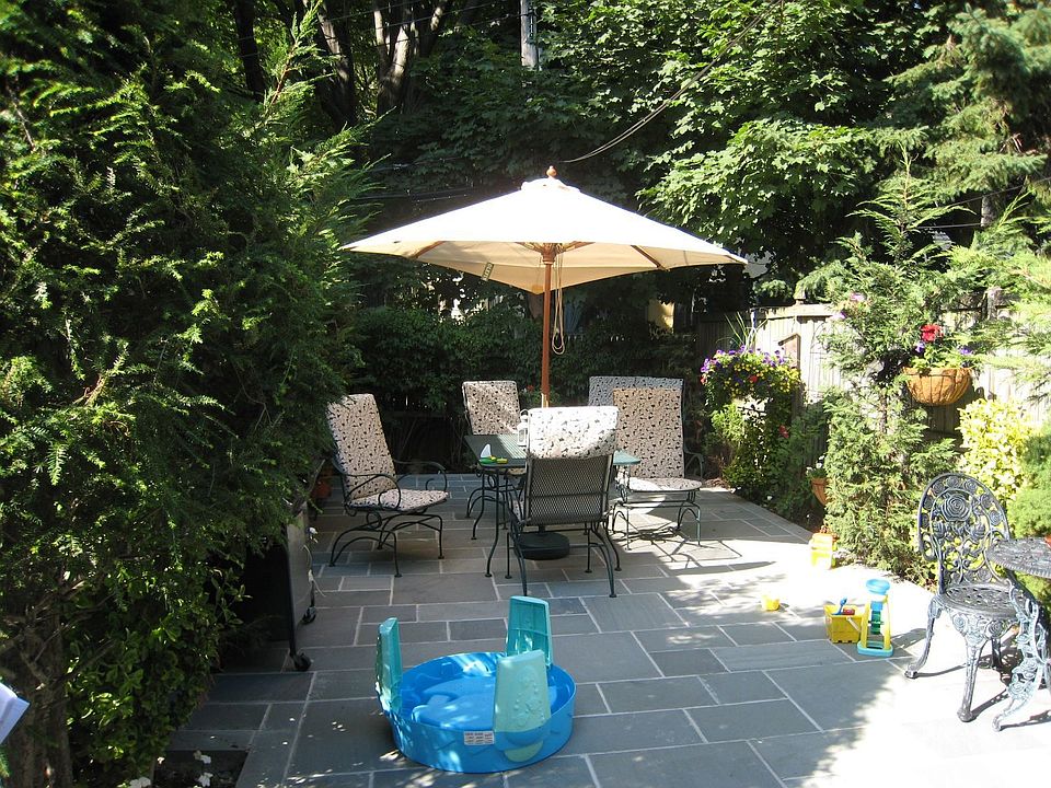 Private patio adjacent to FH Gardens