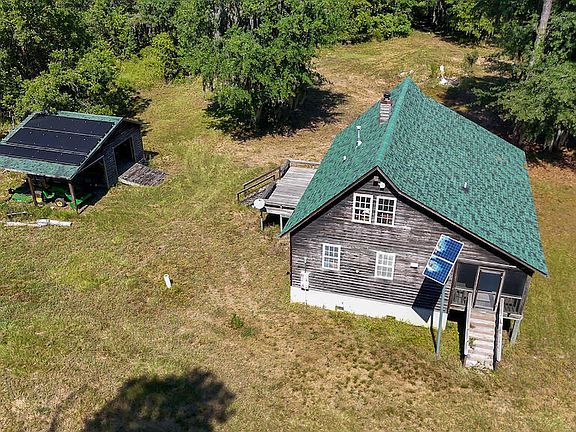 12th image of this home