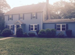 35 Colburn Rd, Wellesley, MA 02481