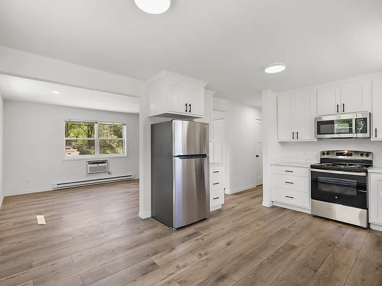 424 E Union St #436 — Photo 18