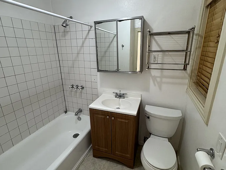 665 Imogen Ave — Photo 10