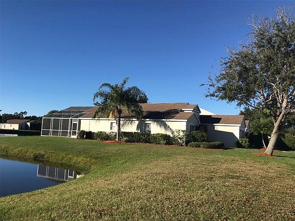 4th image of 4956 Breakwater Dr