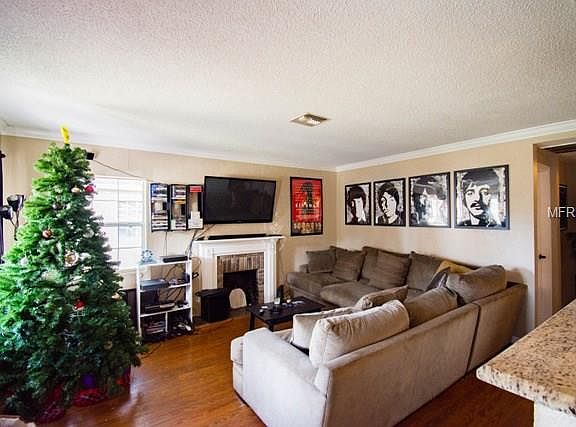 4th image of 2607 Coolidge Ave