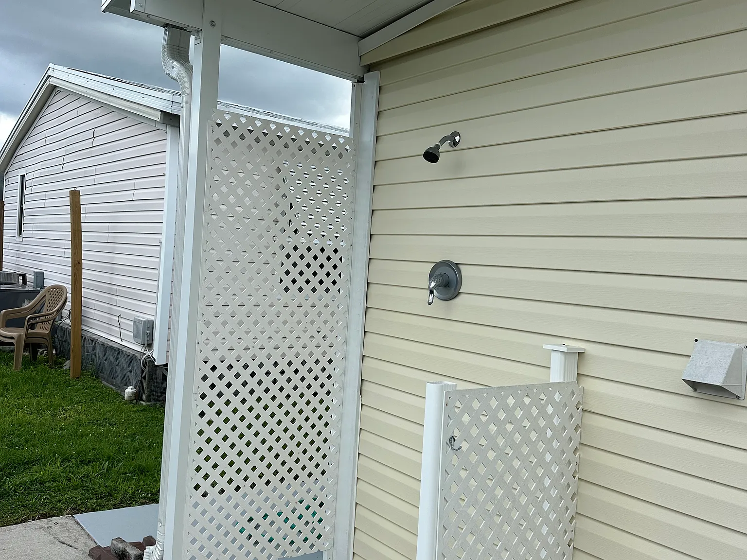 2 bed, 1000 sqft, $1,575 — Photo 3