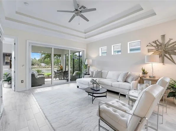 5831 Haiti Dr, Naples, FL 34113