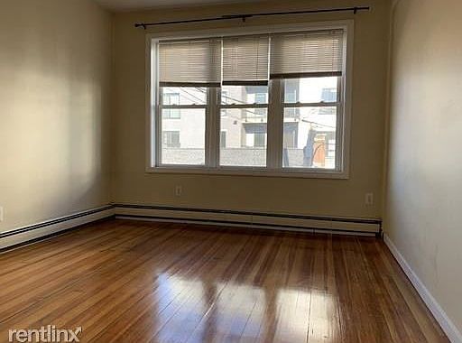 5 Saybrook #2 Boston - Brighton Shared Unit Photo 3