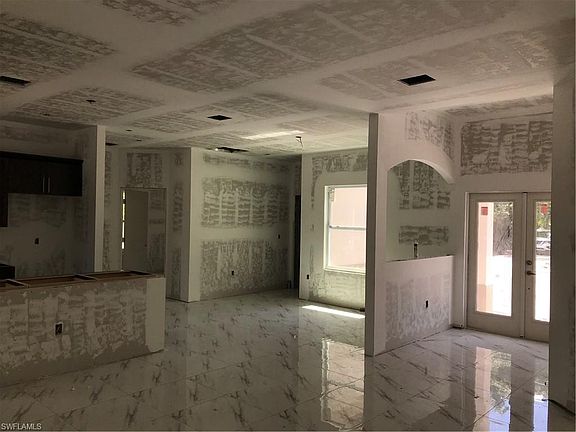 5th image of 2475 66th Ave NE