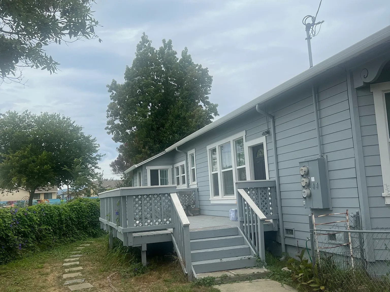 2 bed, 1000 sqft, $3,000 — Photo 2