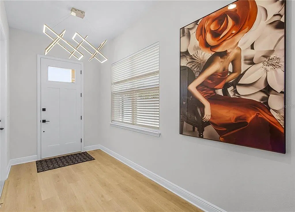 4 bed, 3.5 bath, 2837 sqft, $6,000 — Photo 3